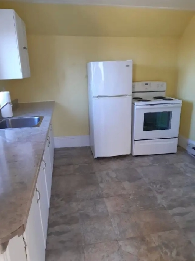 2 Beds 1 Bath Apartment, downtown Truro Image# 8