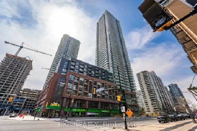 2 Bed, 2 Bath   den apartment Image# 1