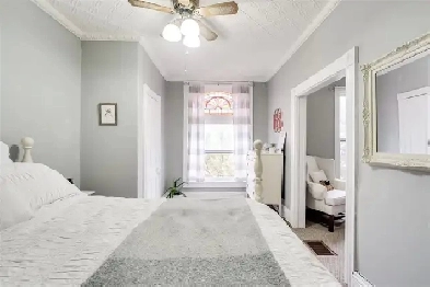 Fantastic 2 Bed   Office In Prime Hamilton Neighbourhood- Dec 1 Image# 1