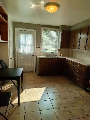 Parc extension 5 1/2 complètement  rénové Image# 1