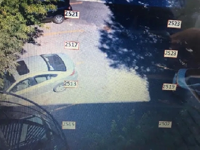 Métro Frontenac – Stationnement extérieur dispo 1er OCTOBRE Image# 1