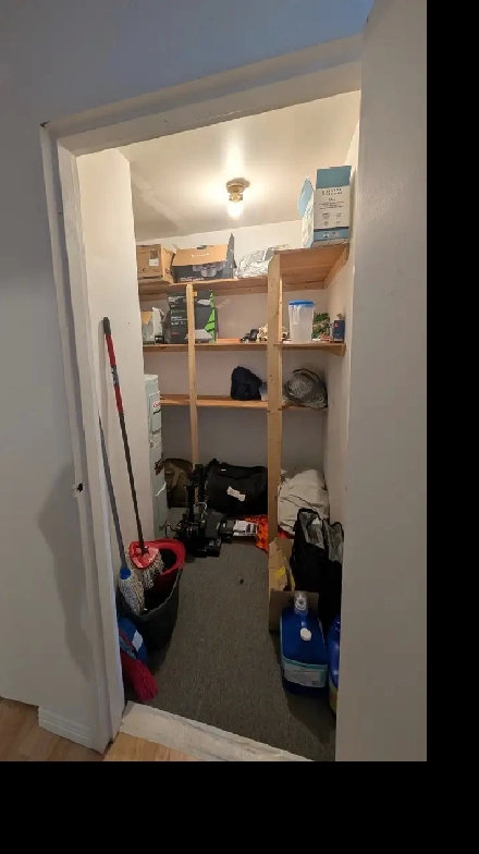 4 1/2 à louer à Laval Image# 1