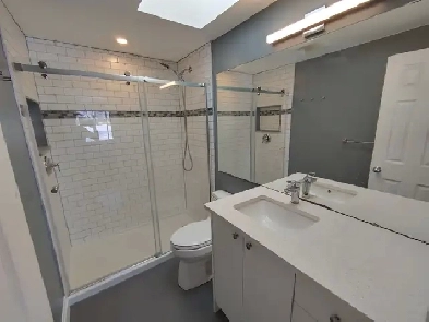 3 bedroom, 2 bathroom upper unit of duplex for rent Image# 1