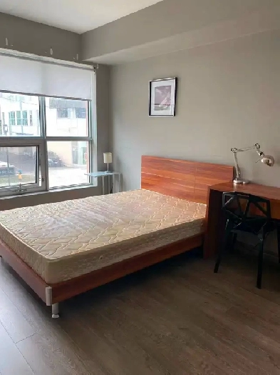 close Waterloo and Laurier 1 1b1b furnished 2b2b Image# 1