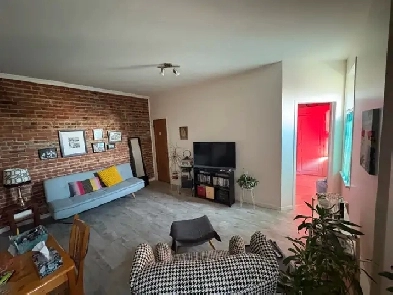 Saint-Jean Baptiste! 3 1/2, 1 chambre Fermée, terrasse Image# 1