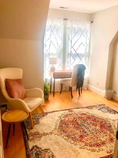 Office rental by day in downtown Moncton Image# 1