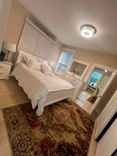 Dec 1st,Flexible terms,Luxury Furnished 1-bedroom apt, High Park Image# 1