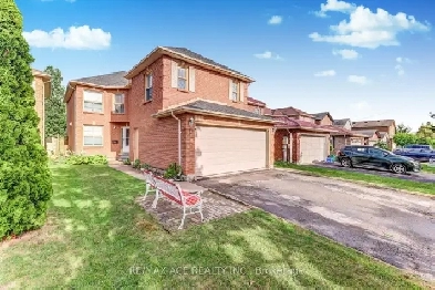 Beautiful 4   2 Bed, 3 Bath, Finished Basement w/ Side Entrance Image# 9