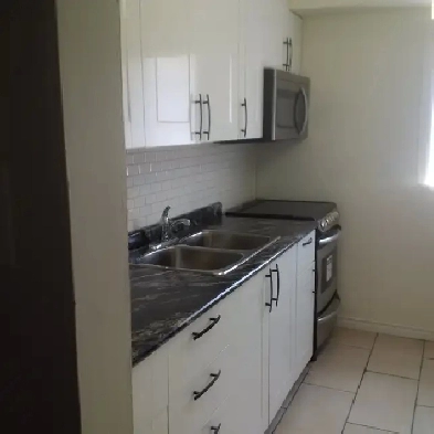 2 bedrooms second floor of house for rent, Available for Novemb Image# 1