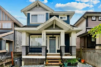 Spacious & Great Location  2 Bed 1 Bath Basement Suite Image# 5