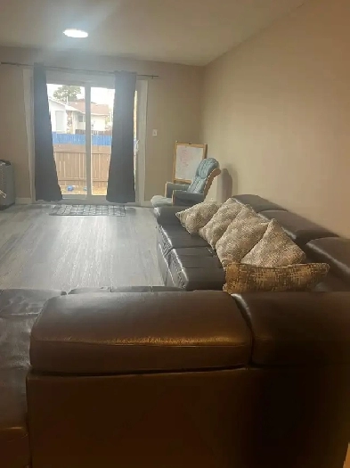 Newly Renovated 3-Bedroom House – Lease Takeover in Millwoods, Image# 1