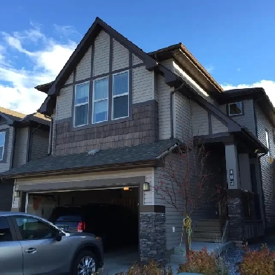 Gorgeous 2200 sq.ft. home in sought-after Morningside, Airdrie Image# 1