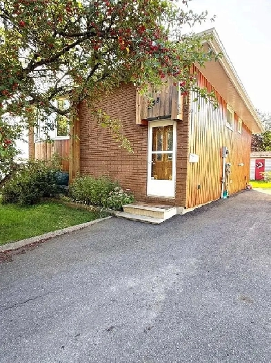 Port Arthur Family Home  for Sale Image# 27
