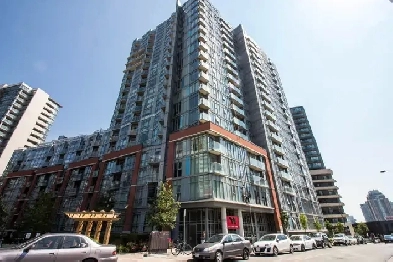 Bright, sun-filled, 2 bedroom, 1 bathroom West Queen West Condo Image# 1