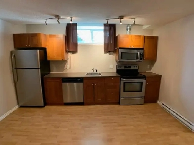 328B Falcon Dr Image# 1