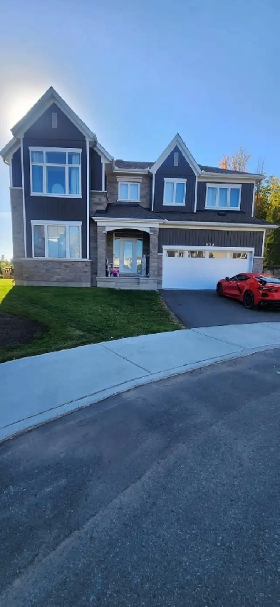 4-Bedroom Home plus den for Rent – Caivan Community, Orleans Image# 1