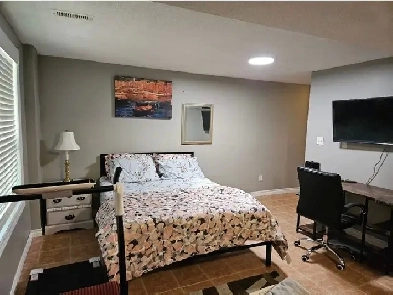 Furnished studio room for rent  in Green Valley Drive Kitchener. Image# 1