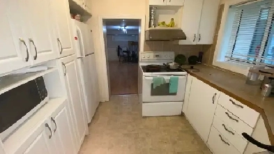 Space available for a boy in sharing Image# 1