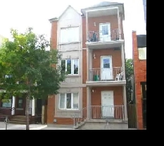 Dundas West Apartment Image# 1