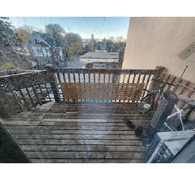 one bedroom next to Greenwood subway Image# 1