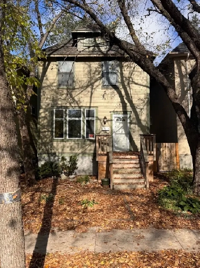 House for rent.  Fort Rouge -  Fleet Ave. 2 storey 3  Bdrm Image# 1