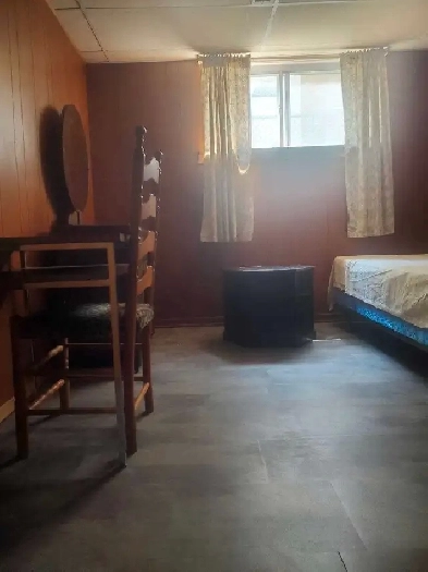 Furnished room for rent in Toronto Image# 1