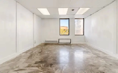 350pi2-2ième-Salon de coiffure/bureau/espace commercial Image# 1
