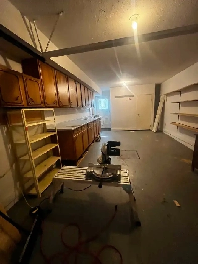 Spacious home in desirable area for sale Image# 5