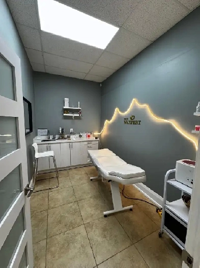 Salon Room for Rent - Oakville ON Image# 4