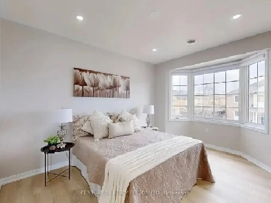 2 Private rooms available near Derry/Scott Blvd Image# 5