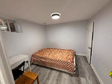 1 Basement room available from Oct 1 Nr Scarborough Gen Hospital Image# 1