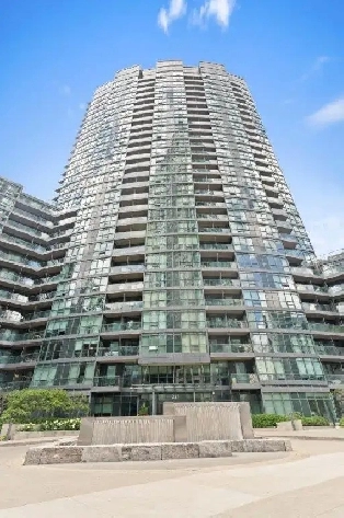Modern 2 Bed   2 Bath Condo for Rent in Downtown Toronto (Fort Y Image# 1