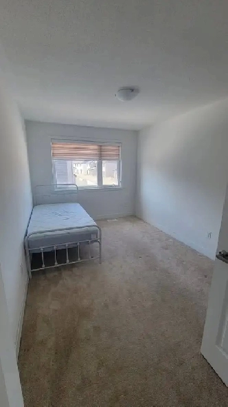 Private room for rent in Kanata Image# 6