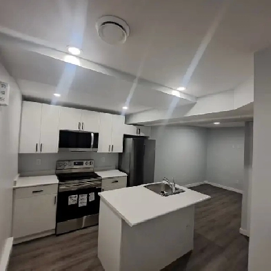 New Cozy Legal Basement in Quiet Neighbourhood Image# 10