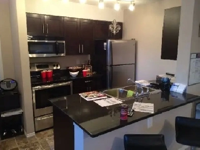 Top-Floor Condo in Heritage Valley - Available Dec 1st! Image# 1