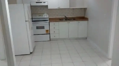 2 bedroom basement apartment for rent (Maple/Vaughan Image# 2