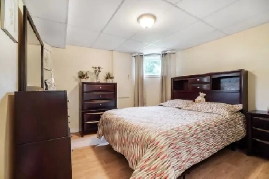 Location  3 1/2 Image# 8