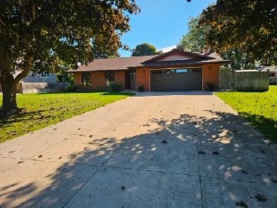 RETIREMENT BUNGALOW FOR SALE, KINCARDINE<. ON Image# 4
