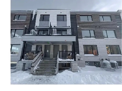 Kanata-Walking distance to Tanger-Large size room with PVT BATH Image# 3