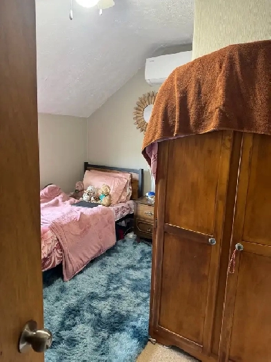 Private Room near CBU Image# 1