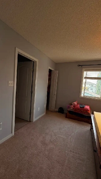 Rent a private room in Edmonton Image# 8