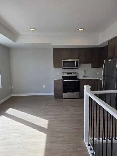 Modern 2-Bedroom, 2-Bath Townhome for Rent – 319-708 Woolwich Image# 1