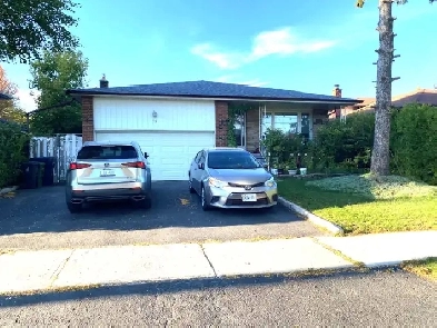 north york 3 bedroom single house for rent 2980 Image# 4