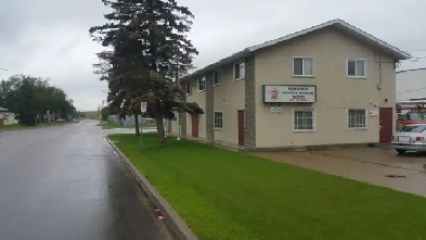 ONE Bedroom in MONTROSE Image# 3