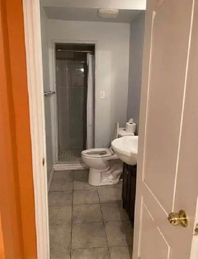 Basement for rent in Heartland Mississauga area Image# 1