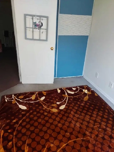 ROOM FOR RENT. Image# 1