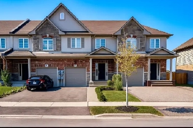 137 Lormont Boulevard Stoney Creek L8J 0K2 Image# 7
