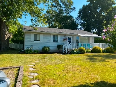 Cottage for Rent ( October to May )