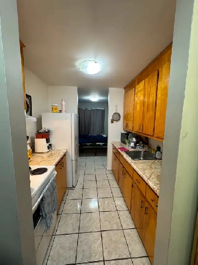 1 Bed 1 Bath across North Dartmouth Community Garden Image# 5