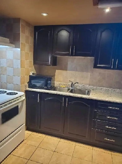 private furnished room for rent in Etobicoke  Toronto Image# 1